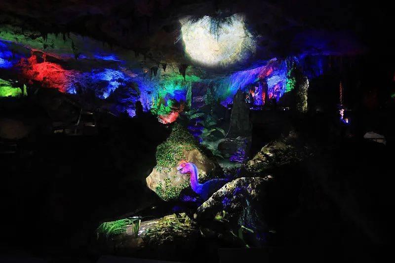 去年青山湖区网络零售总额189.77亿元