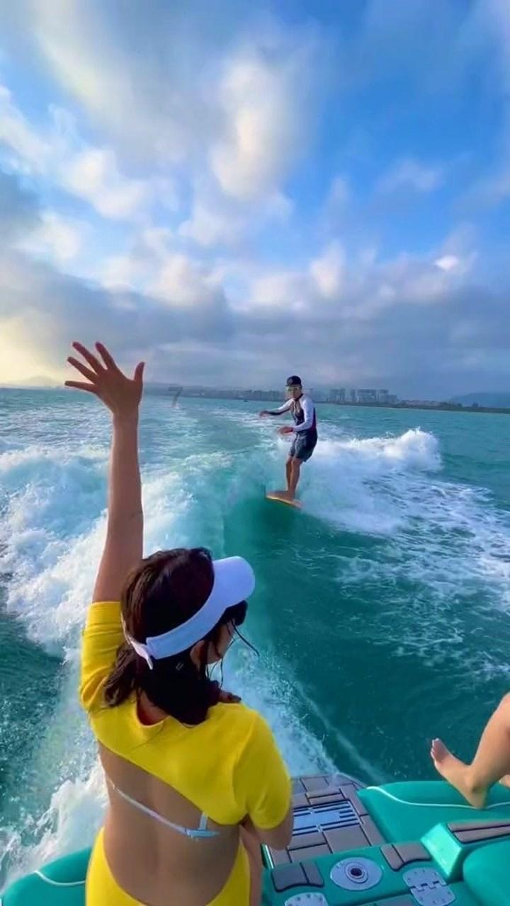 笑脸球的冒险之旅