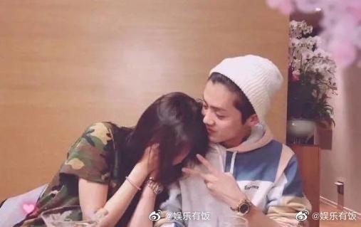 “小楼昨夜又东风，故国不堪回首月明中”，讲述了李煜什么样的心情？游戏画面