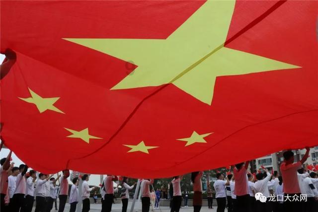 分手后前任说了一些关心的话，你会在意吗？游戏画面