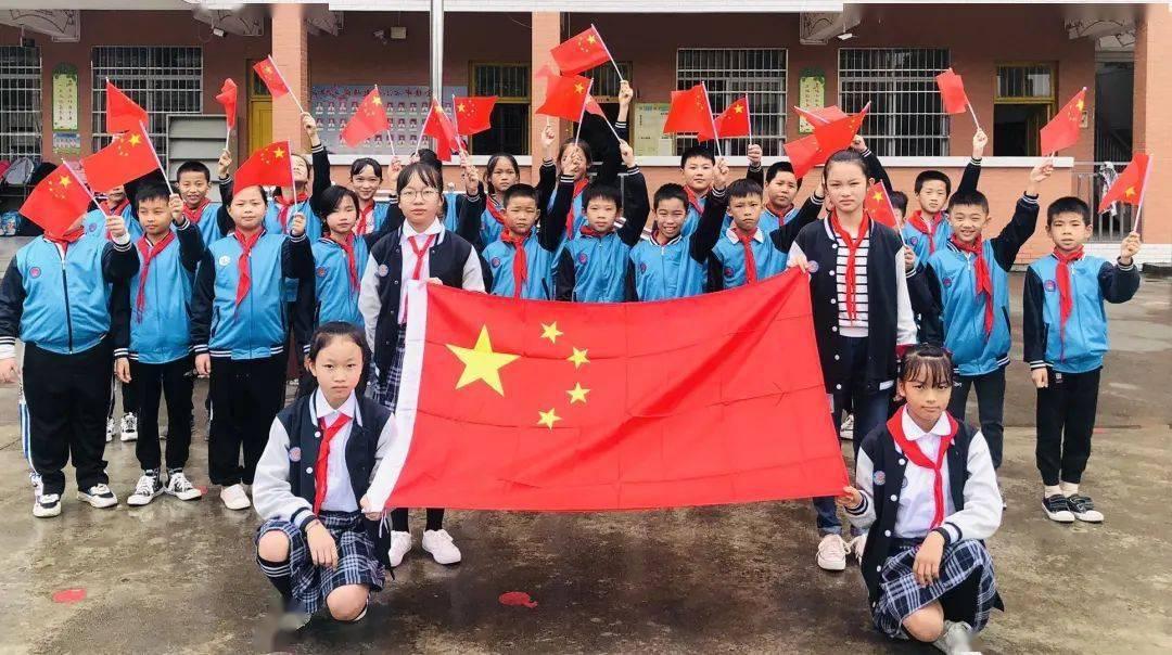 玉泉区小召前街街道五塔北社区信访代办解决吃水难问题解民忧