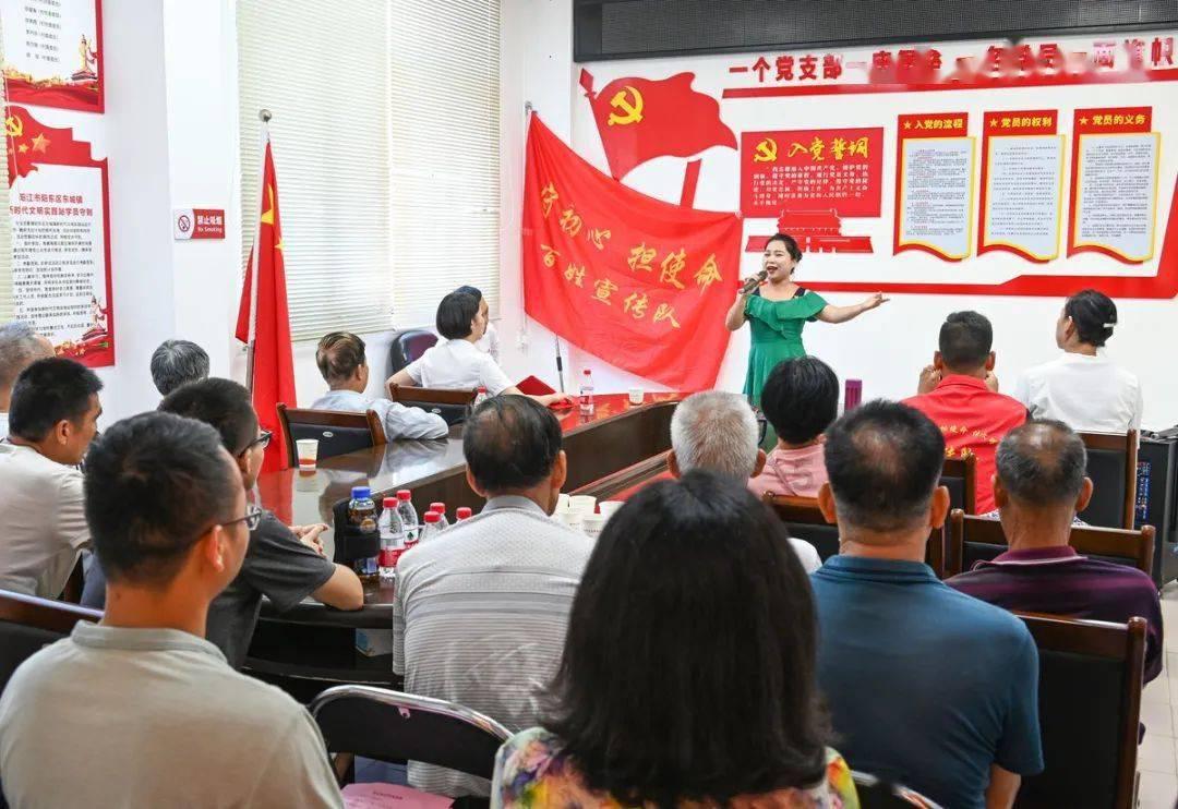硬核追星！王俊凯终于亲自给偶像庆生，连续六年发文为周杰伦庆生