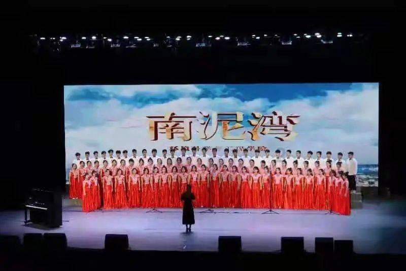 逃离白鸽之森