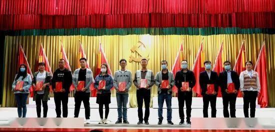 雷克萨斯GX革新上市，豪华与性能能否完美兼顾？