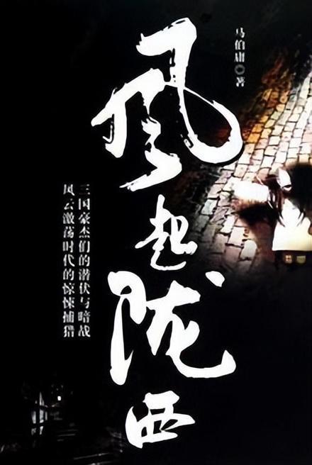 漂亮女孩清洗车