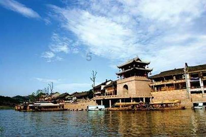 考公这么火，公务员有哪些隐性福利？游戏画面