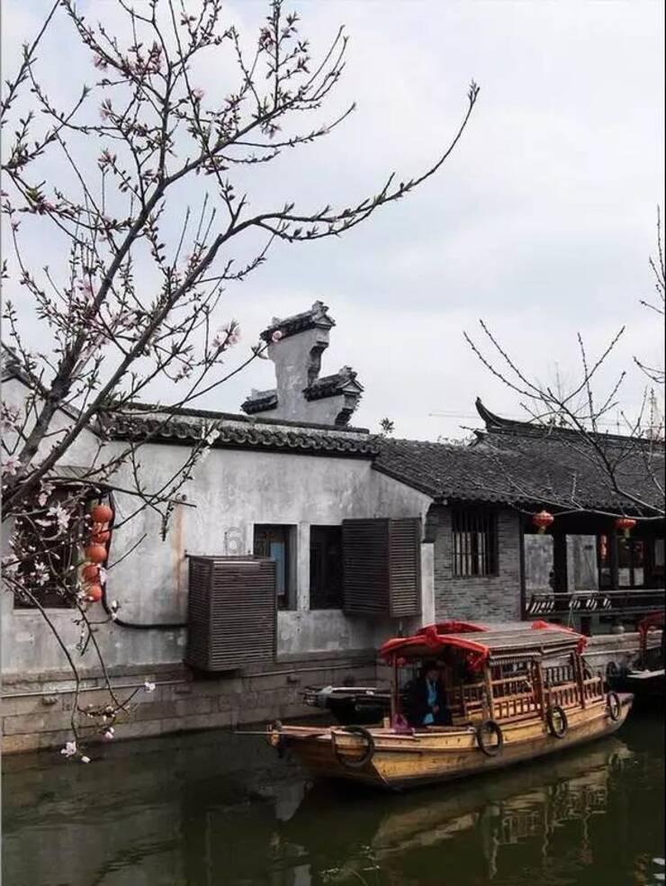 为什么说荷马史诗反应了公元前11世纪至公元前9世纪的社会情况？难道里面故事的时间跨度有300年？游戏画面