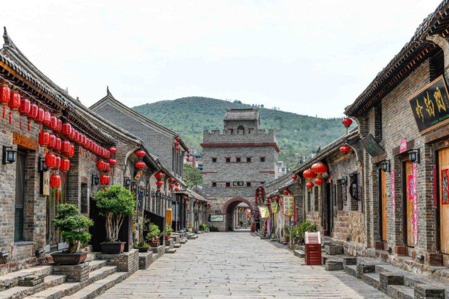“哏儿都闹新春”开启春节新玩法 天津方特邀您花式过年 扫码阅读手机版