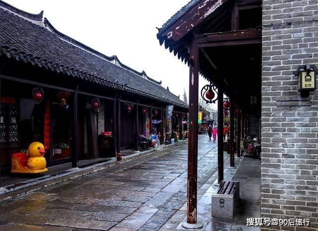 拒绝接待凉山彝族:现代社会的倒退镜像